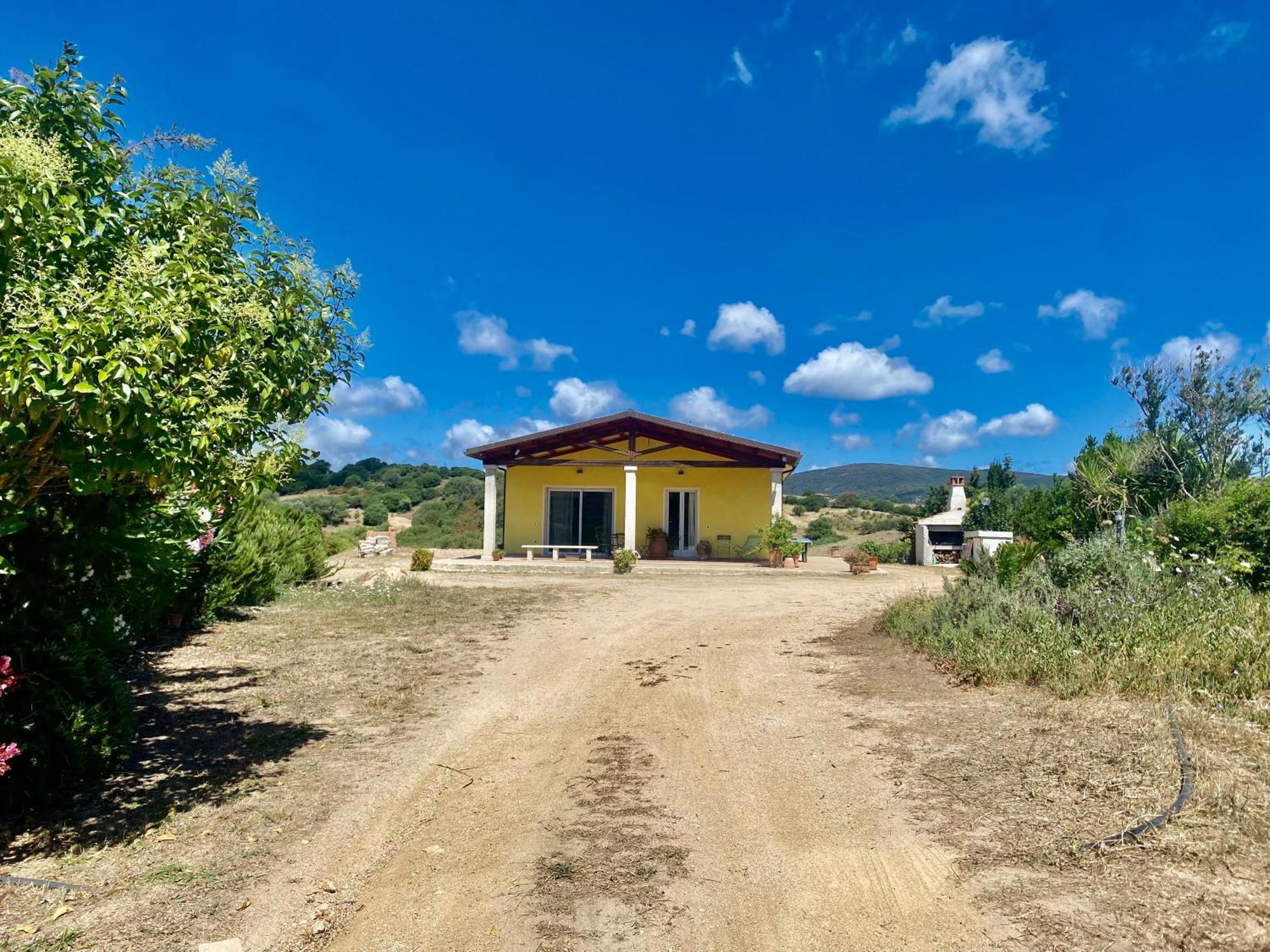 San Leonardo Country House Calangianus Exterior photo